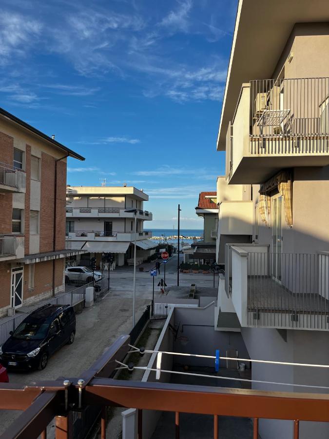 Casa Vacanze Dalla Lory Rimini Dış mekan fotoğraf